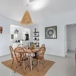 Indigo Boutique Villa Katsaros (Skiathos)