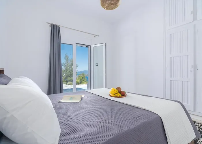 Villa Indigo Boutique *