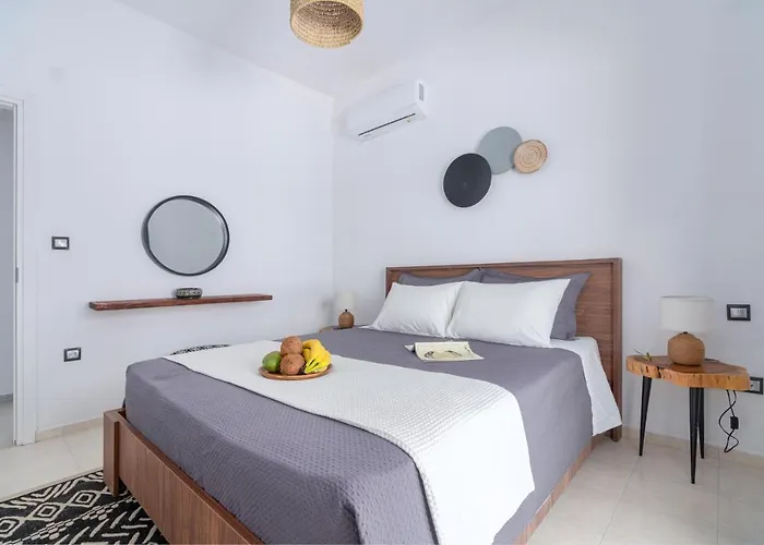 Villa Indigo Boutique *